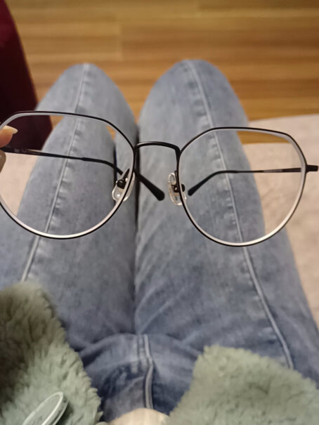 万新（WAN XIN）光学眼镜-镜片镜架万新近视眼镜片配镜框1.70E洁膜高清非球面现片耐污防水酷薄男女款金属半钛架钛+金属-全框-4006怎么样？评测比较哪款好？