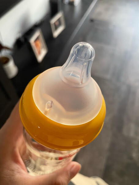 奶瓶贝亲160MLPL429实感婴儿玻璃自然值得买吗？优缺点测评！