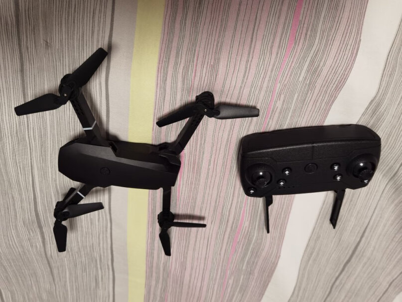 智想无人机高清航拍可以在空中悬停吗？