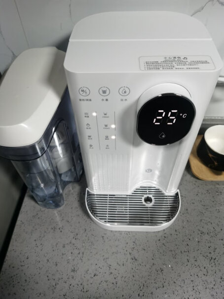京东京造即热式饮水机常温 冲奶 开水位置可以直接选择吗？还是只是显示不能按？