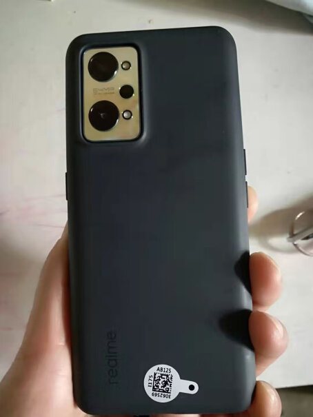 realme真我GT更新完realme3.0ui后手机特别卡是怎么回事？