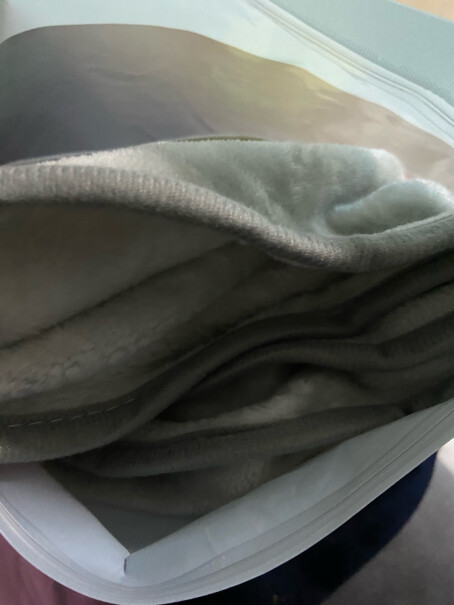 欧孕婴儿四季通用毛毯宝宝幼儿园空调盖毯法兰绒毯会不会掉毛？