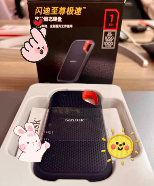 闪迪SanDisk1TBNvmePSSDE61传输速度1050MB可以存视频文件，连接手机或者平板播放吗？