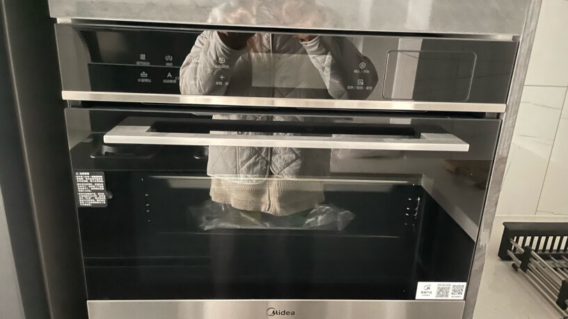 美的R3J嵌入式微蒸烤一体机APP智能操控微波炉蒸箱烤箱可以用来烤面包、蛋糕之类的吗？