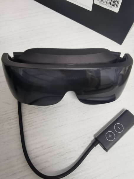 华为VR眼镜 NOLO遥控器蓝色灯一直亮着，如何关闭？