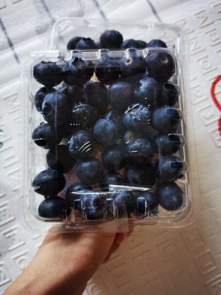 佳沃（joyvio）蓝莓joyvio佳沃当季云南精选蓝莓超大果要注意哪些质量细节！可以入手吗？