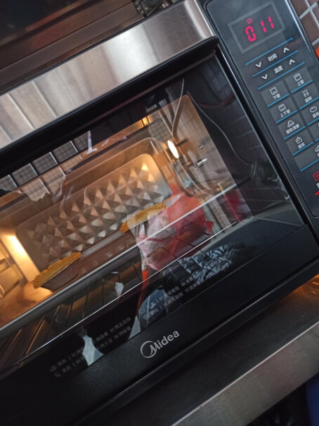 电烤箱美的T7-L325D全自动烘焙智能家用多功能电烤箱带旋转烤叉质量好吗,怎么样入手更具性价比！