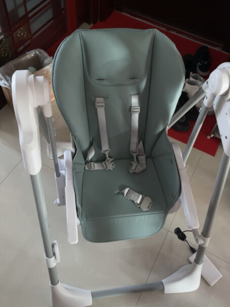 婴幼儿餐椅优呗宝宝餐椅婴儿电动摇摇椅优缺点测评,质量靠谱吗？