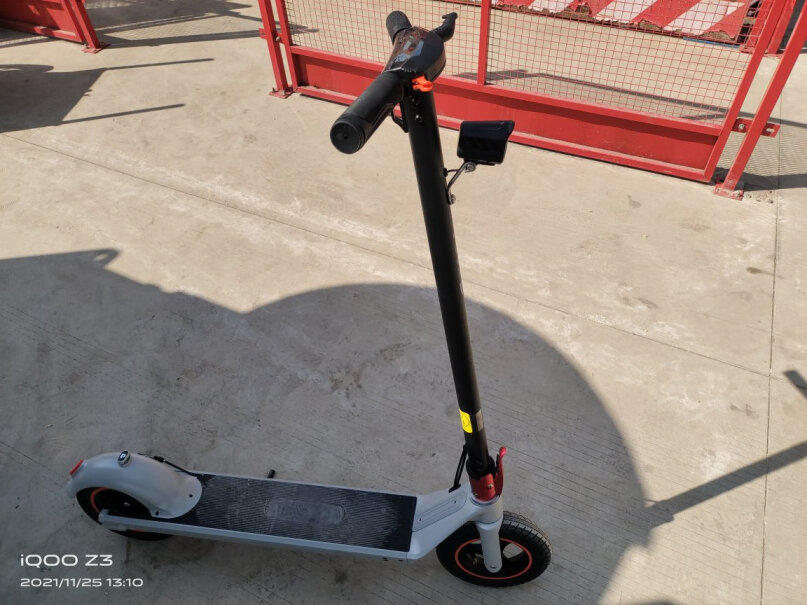 RND智能电动滑板车成人学生体感车10英寸大轮便携可折叠代驾25km长续航定速巡航NFC解锁好用吗？最新口碑反馈！