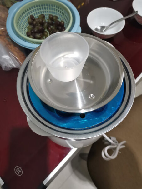 小熊煮蛋器能蒸干饭吗？