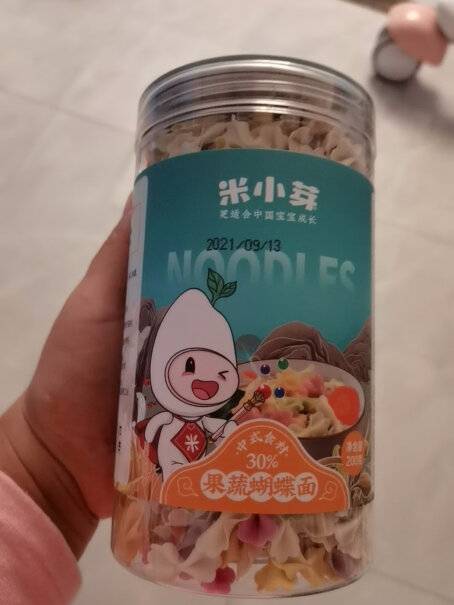 米小芽果蔬蝴蝶面+果蔬螺丝面组合蝴蝶面2罐+螺丝面2罐哪个性价比高、质量更好,为什么买家这样评价！