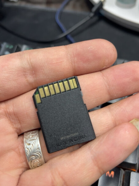 闪迪（SanDisk）512GB TF（MicroSD）存储卡 U1 C10 A1 至尊高速移动版内switch上能用吧？