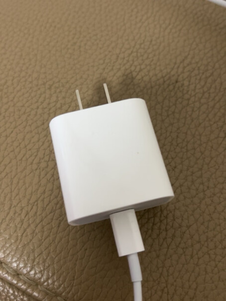直插充电器Apple苹果12原装充电器20W测评结果震惊你！来看下质量评测怎么样吧！