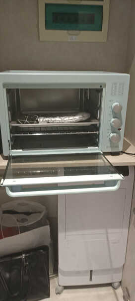 美的电烤箱上下控温三种加热模式40L升能烤串吗？