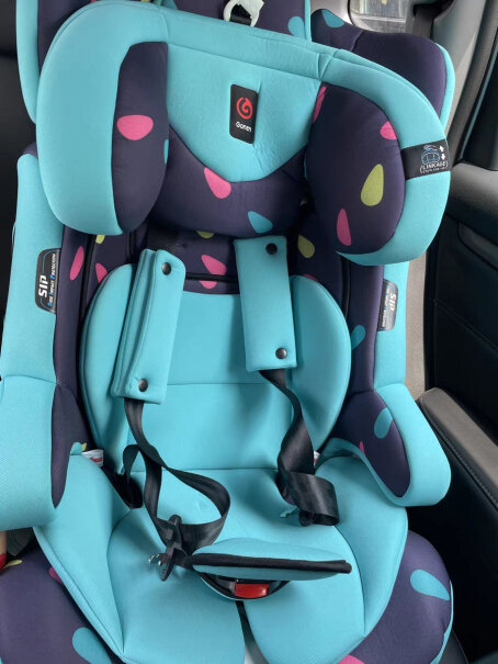 感恩宝宝汽车儿童安全座椅阿瑞斯钢骨架汽车isofix硬接口这个安全座椅的角度可以调节吗？坐姿太直了？