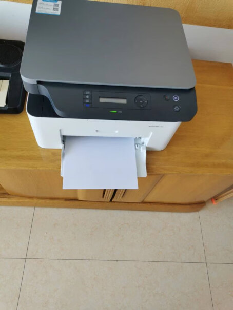 惠普136w锐系列黑白激光多功能一体机微信可以直接打印吗？
