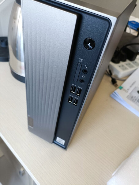 联想Lenovo天逸510SMini台式机大家的显示是否有些模糊，像有布纹效果一样？