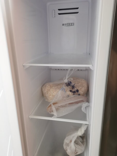 康佳184升双门冰箱冰箱声音大吗？