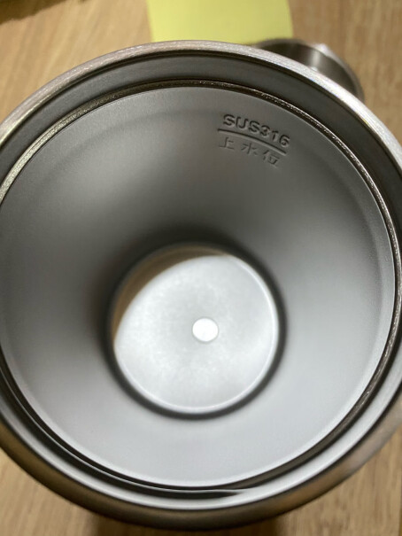 松下电热水壶304不锈钢内胆壶盖用一段时间会不会发黏，感觉盖子的胶皮老化了一样？