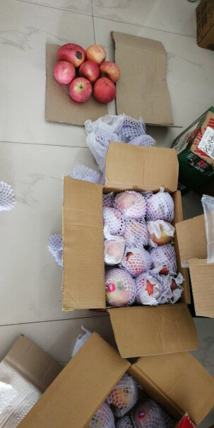 新疆阿克苏苹果5kg礼盒单果200-260g果子品相好吗？
