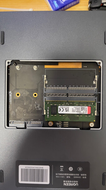绿联私有云DX4600数据博士8G版前期先用两个盘位，后期还能加硬盘吗？
