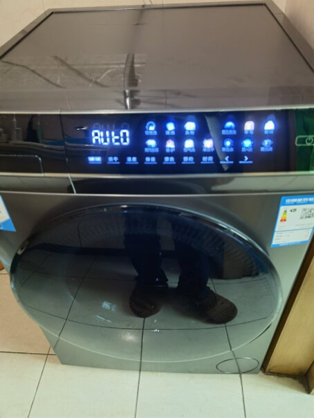 海尔滚筒洗衣机全自动10公斤洗烘一体有烘干吗？