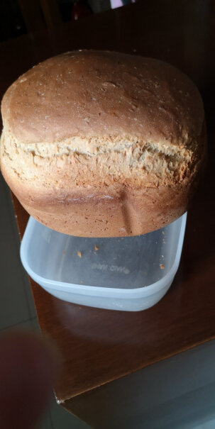 美的面包机你好，请问这款面包机做出来好吃吗，能做快速面包吗？