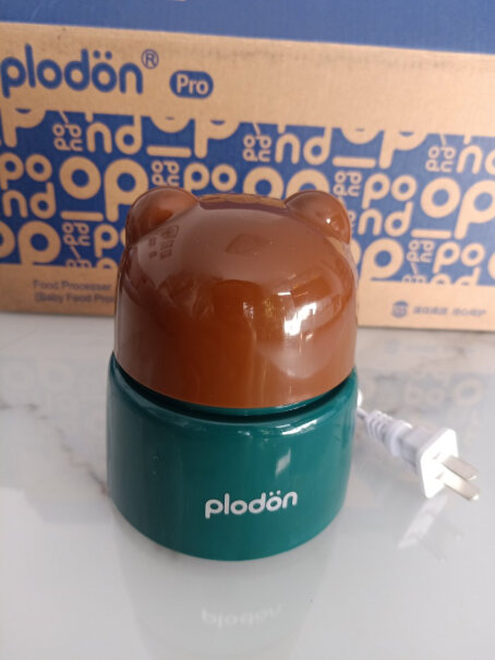美国浦利顿PLODON婴儿辅食机小型多功能绞肉机是充电的还是直接插电？