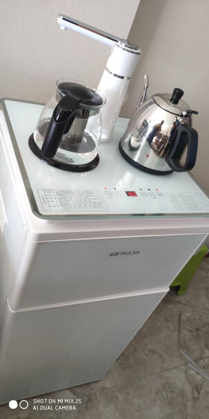 沁园饮水机家用多功能13档温控茶吧机烧出来的水有异味吗？