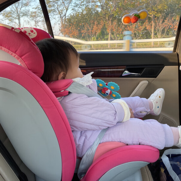 阿布纳Abner婴儿童安全座椅汽车用0-4-12岁安全带长短怎么调呢？
