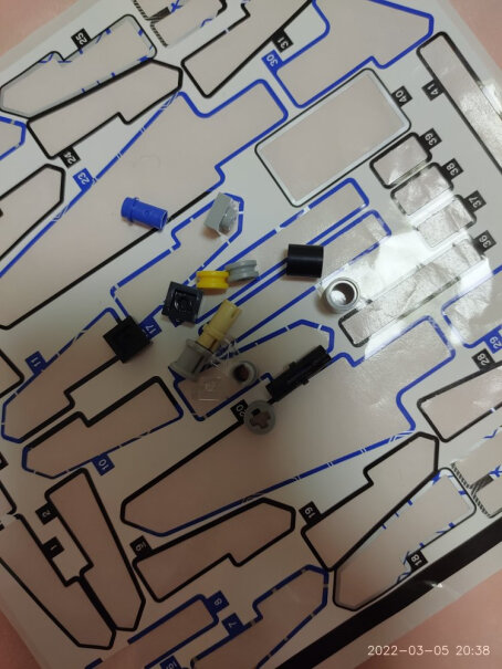 乐高LEGO积木IDEAS系列请问这个火箭搭出来有多高？