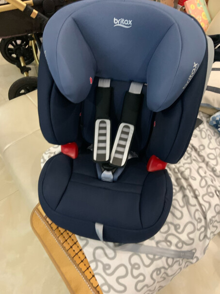 安全座椅宝得适汽车儿童安全座椅适合约9个月-12岁宝宝应该注意哪些方面细节！质量好吗？
