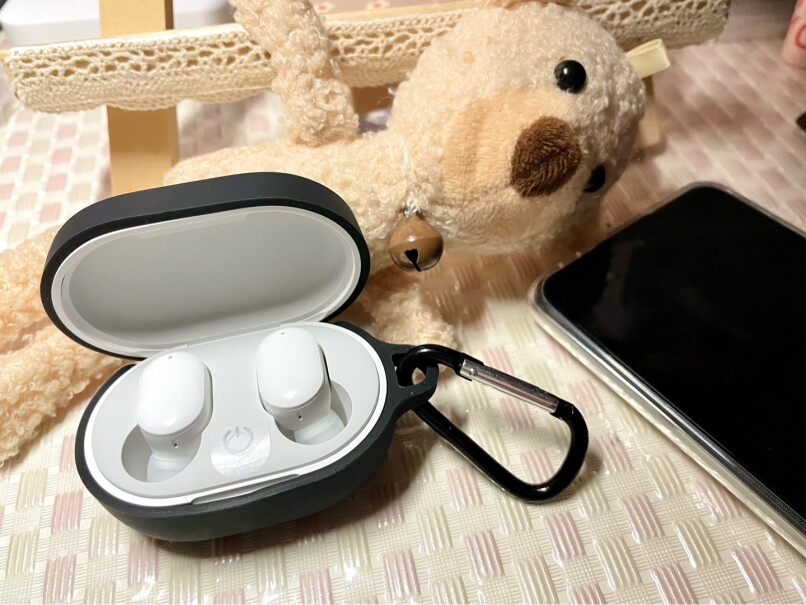 创意配件莜茉YOMO小米蓝牙耳机Air2代保护套怎么样？3分钟告诉你到底有没有必要买！