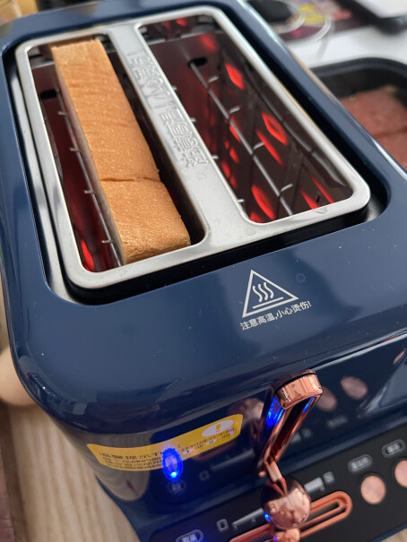 面包机德尔玛多士炉家用面包机带解冻功能外置三明治烤架对比哪款性价比更高,适不适合你！看质量怎么样！