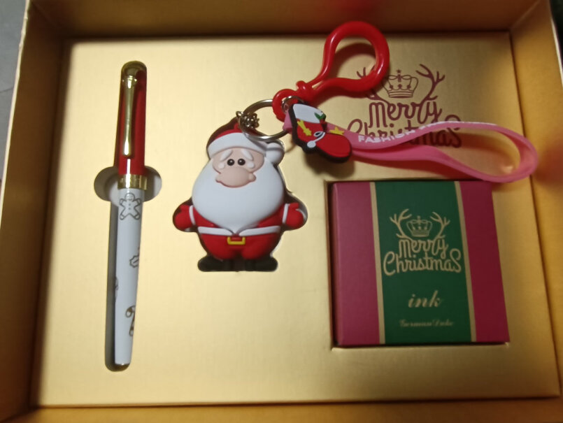 DUKE公爵圣诞钢笔墨水礼盒套装节日气氛时尚设计送小孩送朋友佳品流畅书写钢笔出水顺畅嘛？