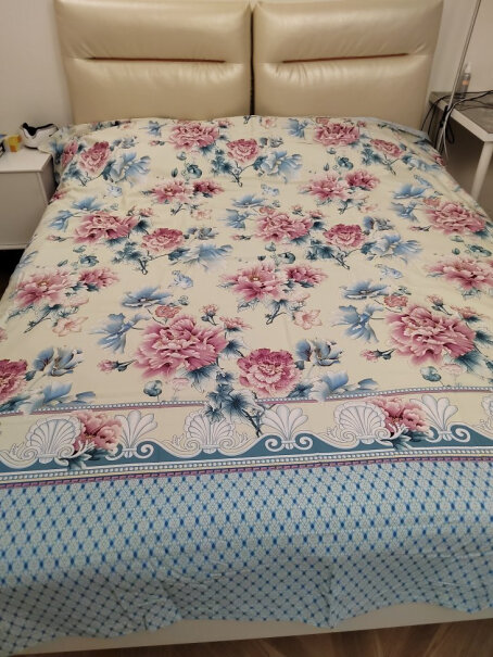四件套富安娜家纺床上四件套纯棉磨毛床上用品加厚床单被套多少钱？哪个性价比高、质量更好？