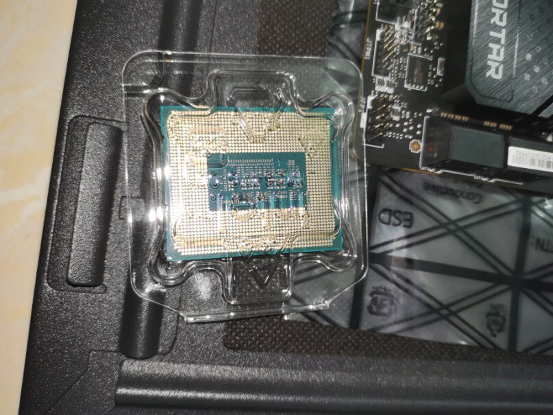 CPU英特尔Intel12代酷睿i7-12700怎么样？深度剖析功能区别？