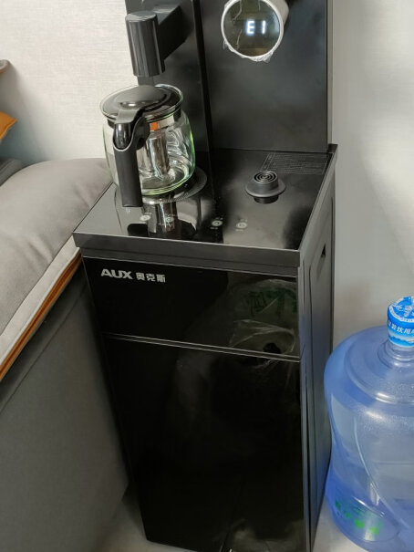 奥克斯茶吧机家用饮水机上水可以上半壶吗？