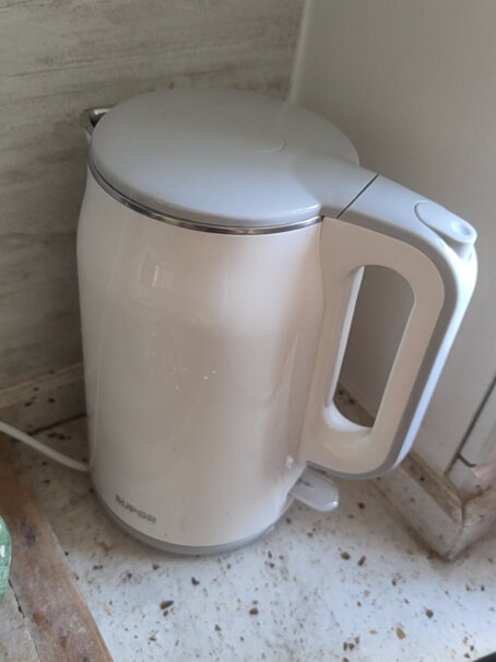 苏泊尔1.5L容量烧水壶数字显温送到家之后该怎么清洗呢？
