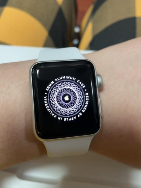 Apple Watch 3智能手表买来体验苹果手表这个3够用吧？
