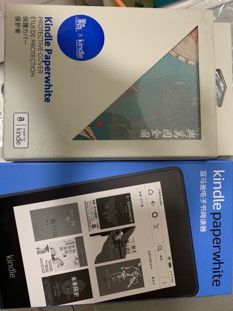 Kindle Paperwhite 经典版 8G这个和小米的电纸书哪个好？