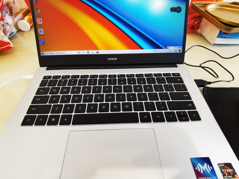 荣耀MagicBook14r5可以PS 吗pr可以吗？