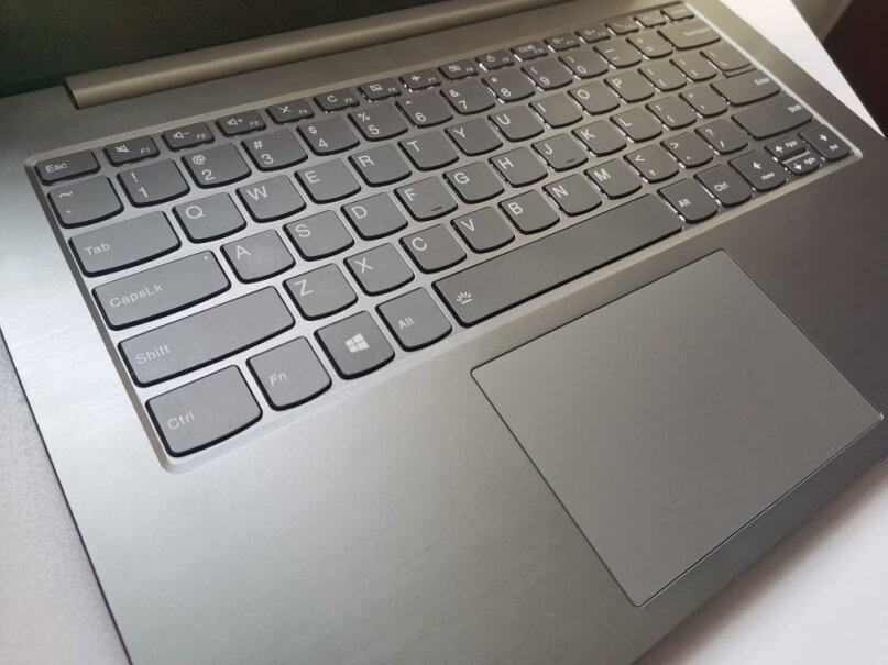 联想笔记本电脑ThinkBook这一款的颜色是只有银色吗？