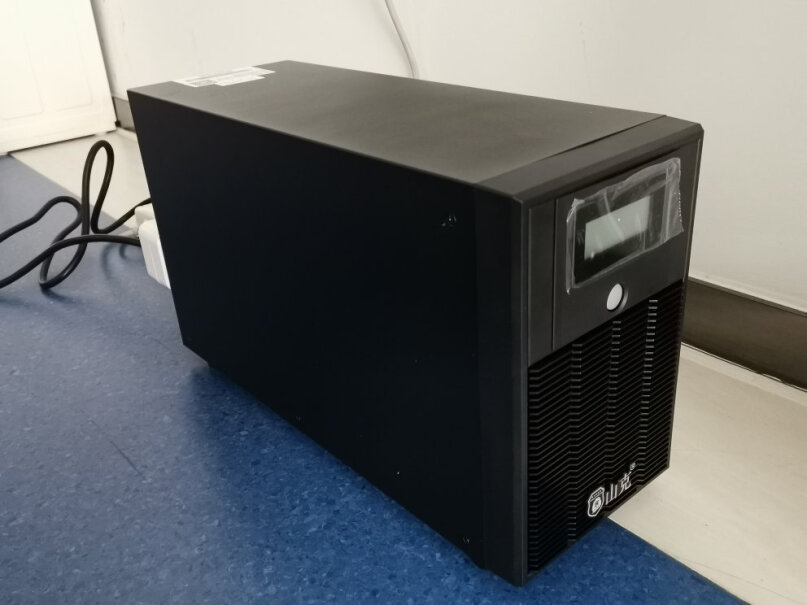 山克SK1500 UPS电源这款停电的一瞬间 会造成电脑重启吗？