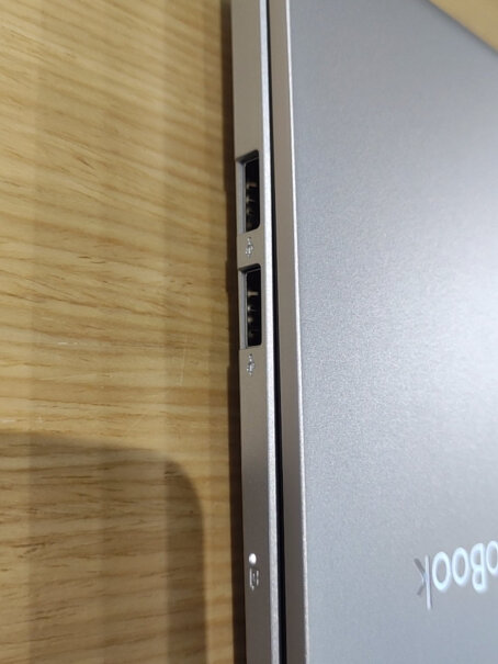 华硕ASUSVivoBook15买华硕还是联想？