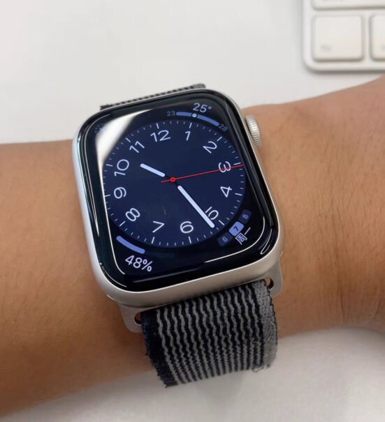 Apple Watch S8 银色金属表壳白色表带「GPS」怎么样？最新款评测？