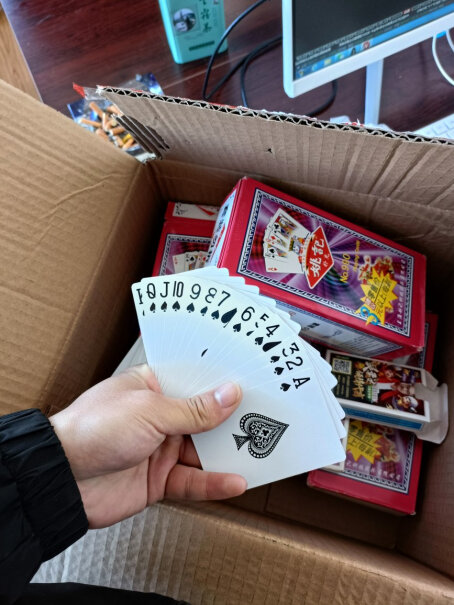 姚记扑克牌990耐打娱乐纸牌扑克有其它颜色没有？