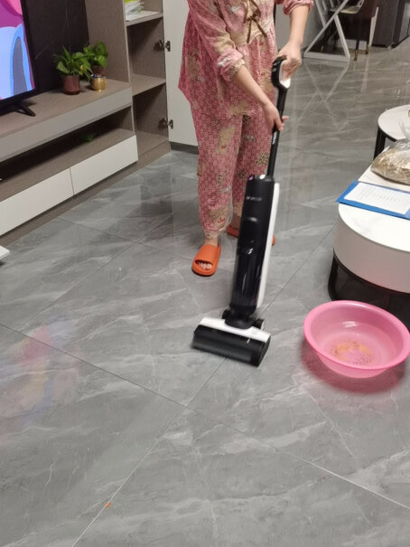 添可TINECO无线智能洗地机芙万2.0LED家用扫地机吸拖一体手持吸尘器能洗地毯吗？