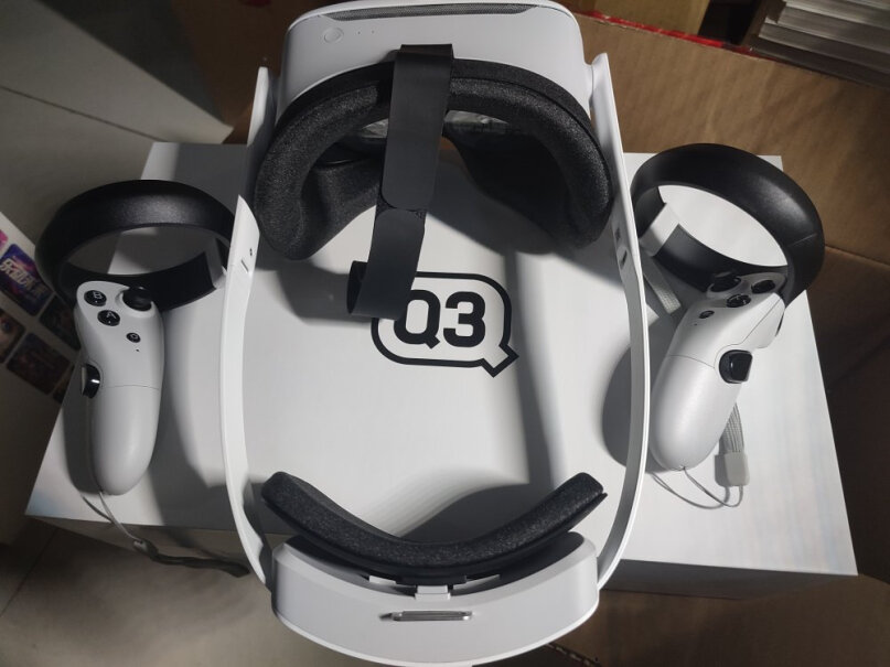 爱奇艺奇遇3 VR一体机怎么开机啊？