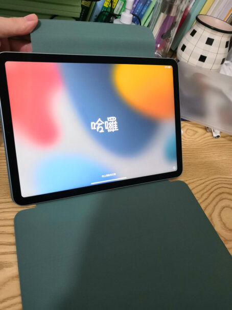 「教育优惠版」Apple iPad Air10.9英寸平板电脑（ 2020年新款 64GWLAN版在苹果返校活动期间，在京东购买学生价平板（这个貌似3999，官网4399），还送耳机吗？